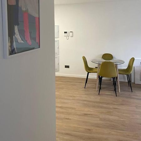 Appartement Estrenalo A Minutos De Bcn à Sant Feliu de Llobregat Extérieur photo