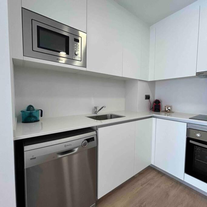 Appartement Estrenalo A Minutos De Bcn à Sant Feliu de Llobregat Extérieur photo