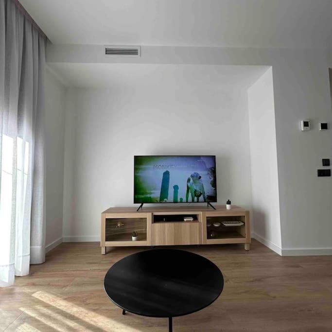 Appartement Estrenalo A Minutos De Bcn à Sant Feliu de Llobregat Extérieur photo